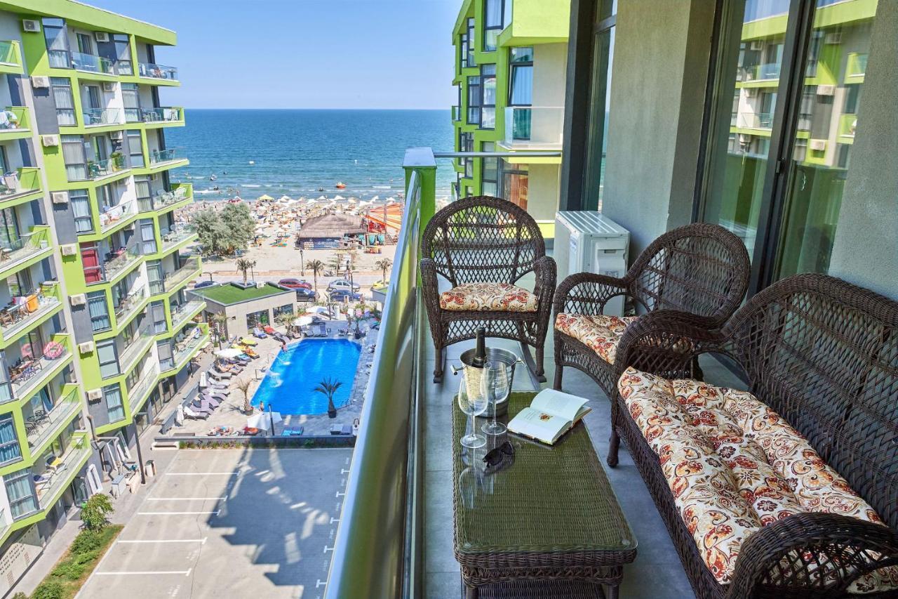 Berlin Luxury Apartment Spa N Pool Beach Resort Năvodari Kültér fotó