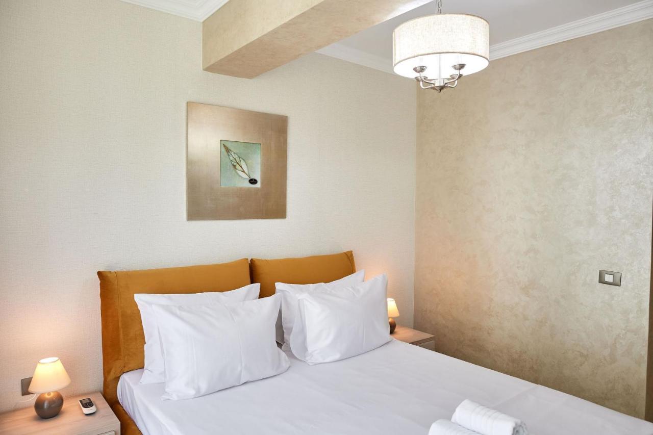 Berlin Luxury Apartment Spa N Pool Beach Resort Năvodari Kültér fotó