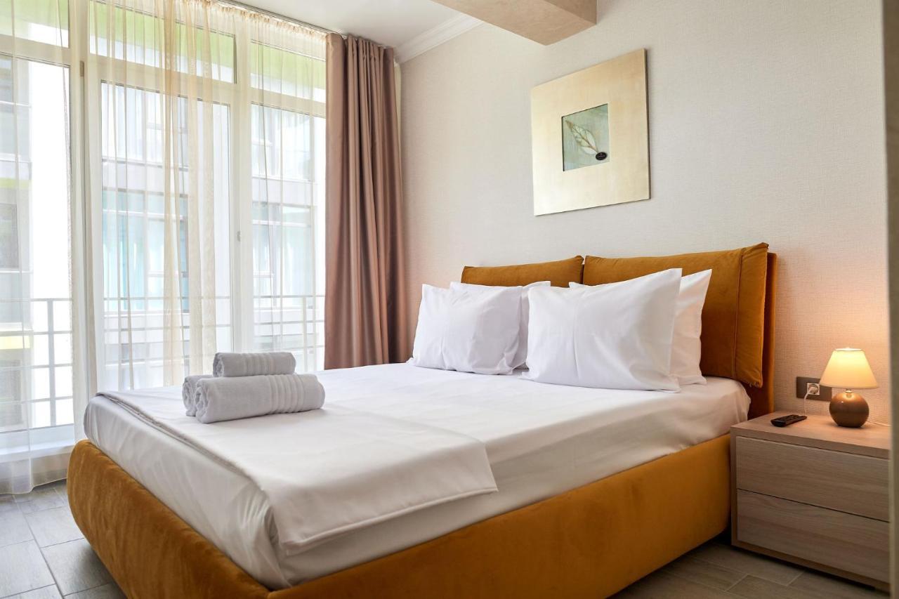Berlin Luxury Apartment Spa N Pool Beach Resort Năvodari Kültér fotó