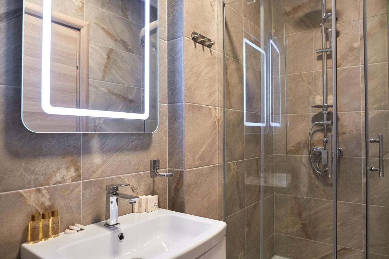 Berlin Luxury Apartment Spa N Pool Beach Resort Năvodari Kültér fotó