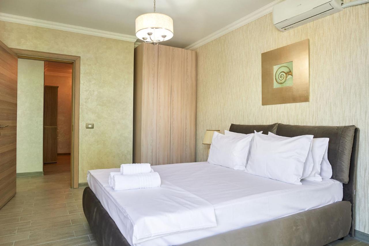 Berlin Luxury Apartment Spa N Pool Beach Resort Năvodari Kültér fotó